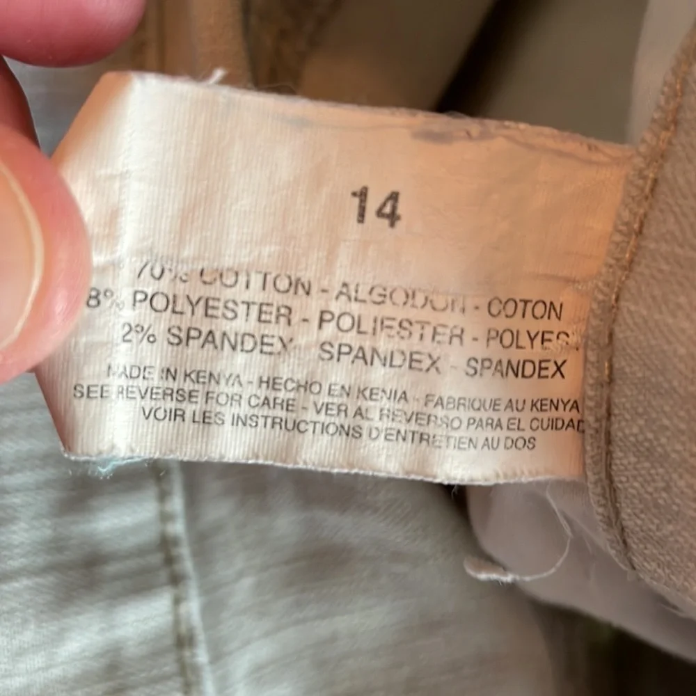 Gloria Vanderbilt Women’s Size 14 Cream Capri Jean Pants